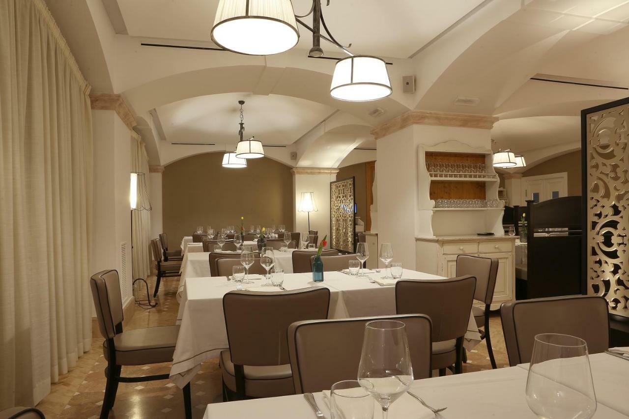 Relais La Fattoria Hotell Melfi Exteriör bild
